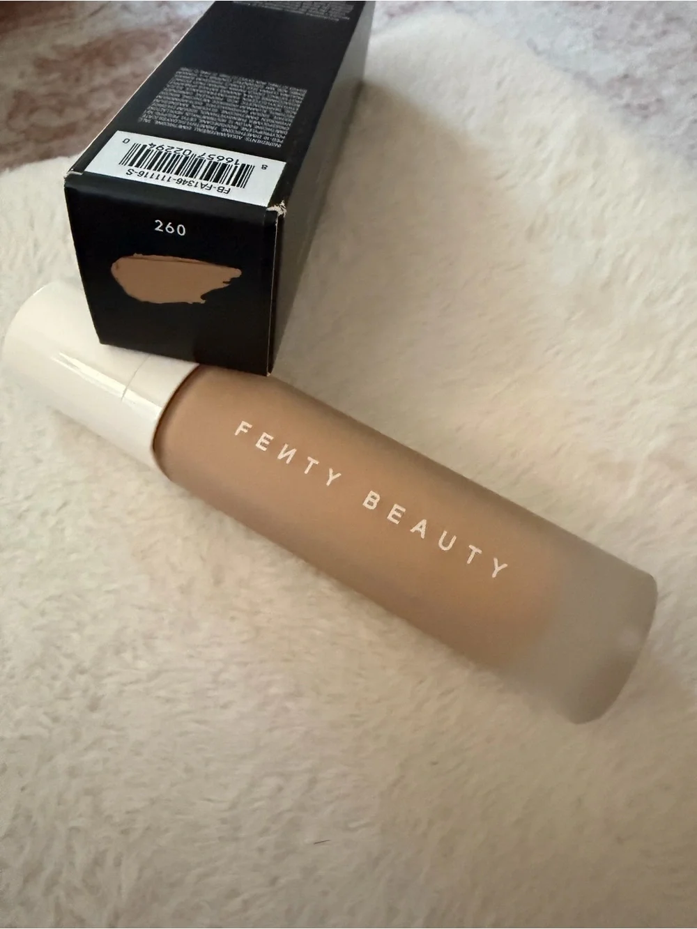 Fenty Beauty Pro Filt'r Soft Matte Foundation - Warm Beige